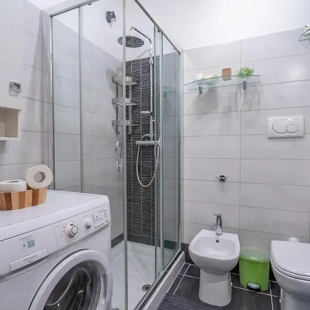 Rododendro - Ciclovia Alpe Adria Apt With Terrace דירה טרביסיו
