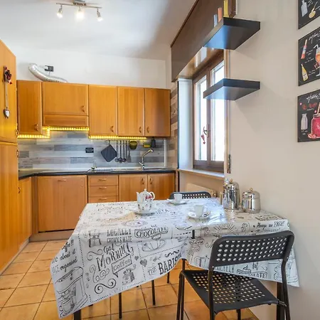 Lägenhet Rododendro - Ciclovia Alpe Adria Apt With Terrace Tarvisio