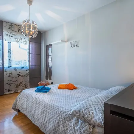 Apartment Rododendro - Ciclovia Alpe Adria Apt With Terrace Tarvisio