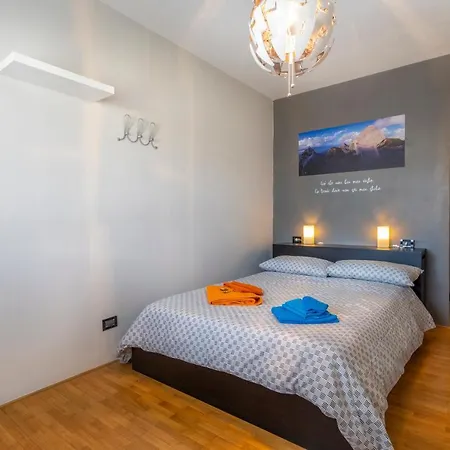 Rododendro - Ciclovia Alpe Adria Apt With Terrace * Tarvisio